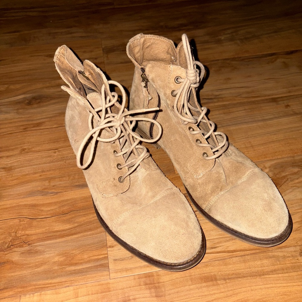 Aldo Men's Light Brown Suede Zip-up Boots (Used)